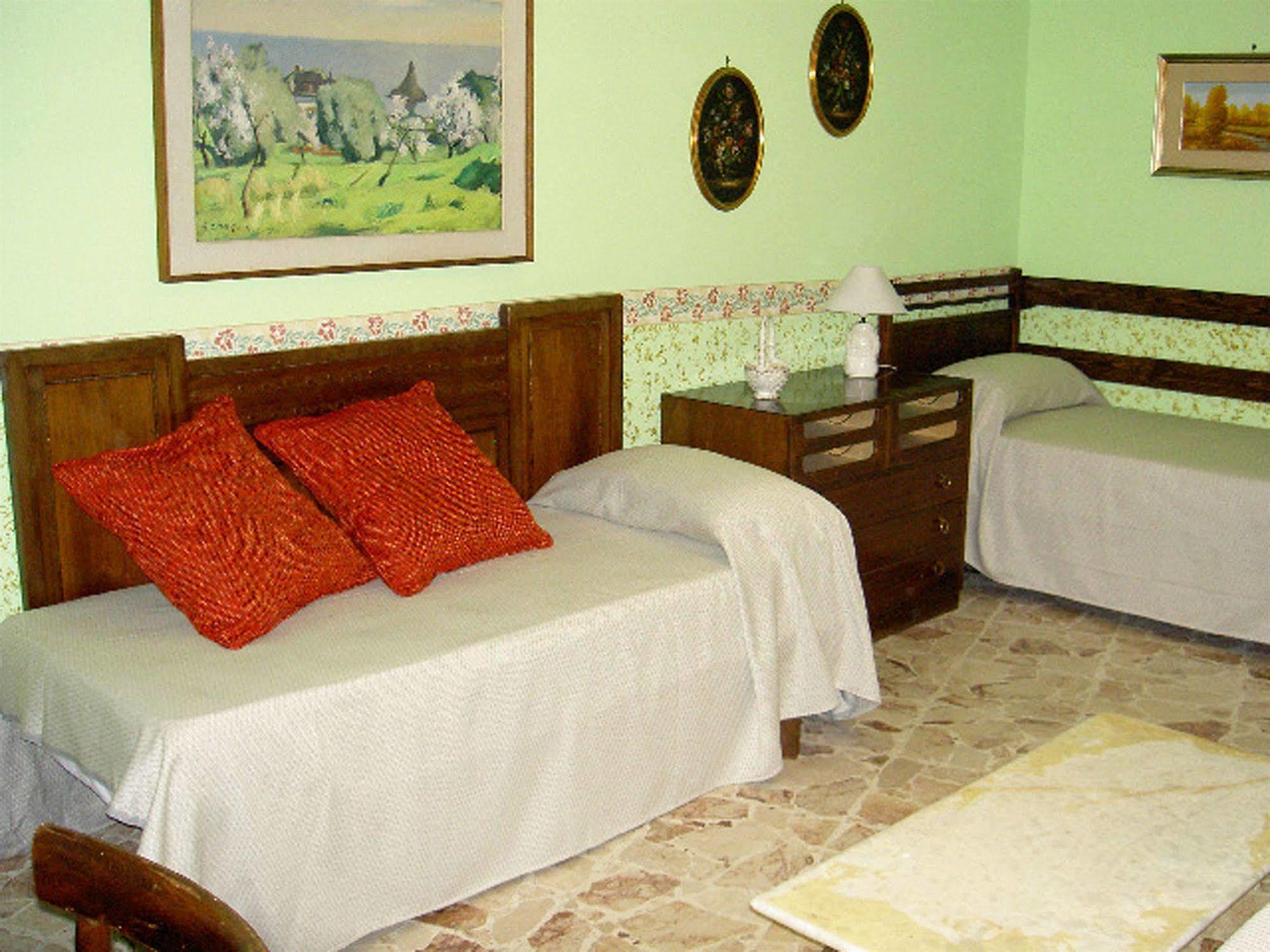 Bed and Breakfast Casa Tina Maugeri CTA Exterior foto